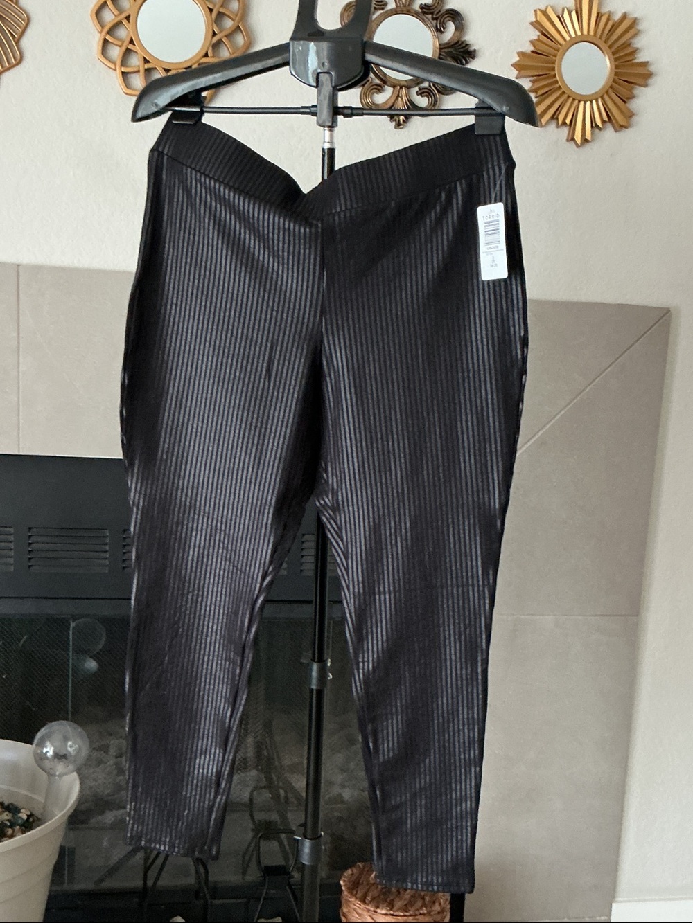 Torrid women’s black full length signature waist premium legging